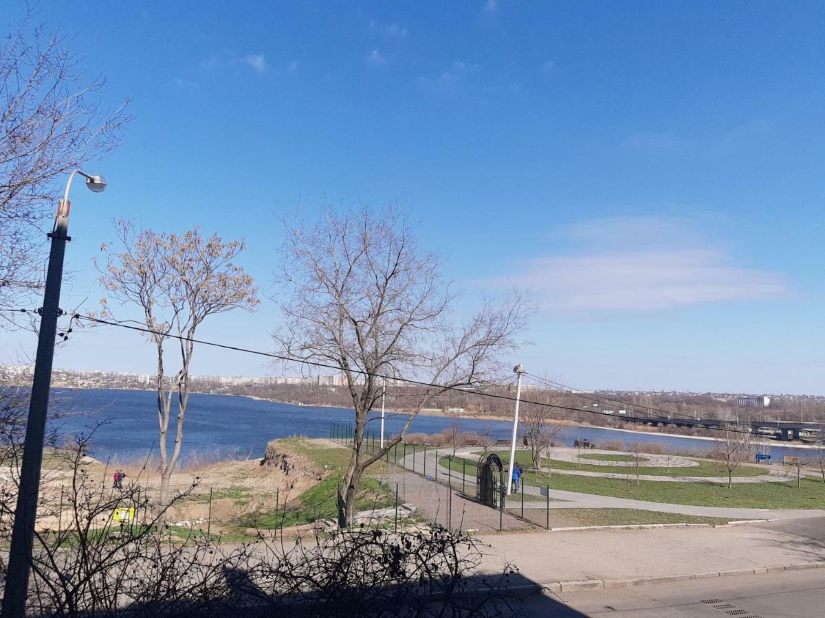Apartment On Artyleriiska 2 With River View Mykolaiv Eksteriør billede